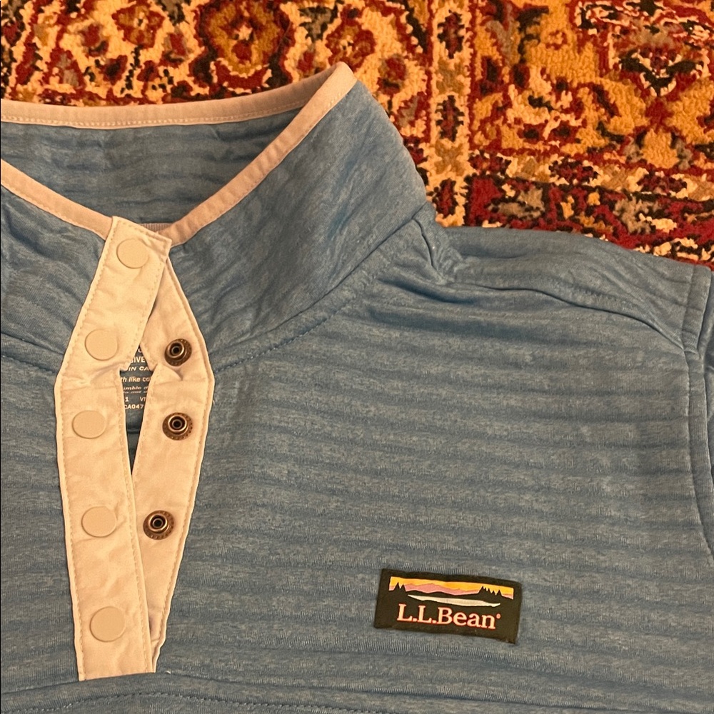L.L. Bean Women’s plus size quarterneck with buttons - Picture 3 of 6
